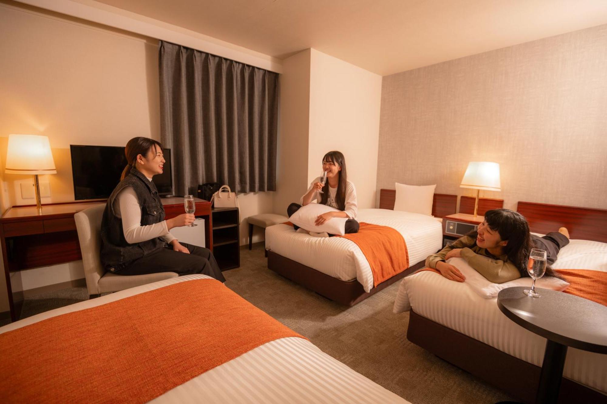 Flexstay Inn Hakodate Station Exterior photo